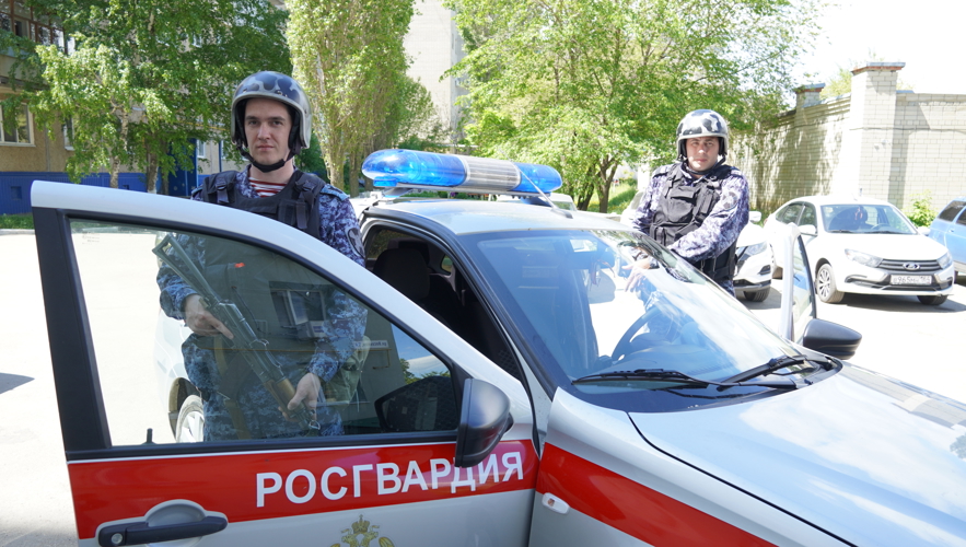 В Саратовской области сотрудники Росгвардии пресекли мелкое хищение в сетевом магазине